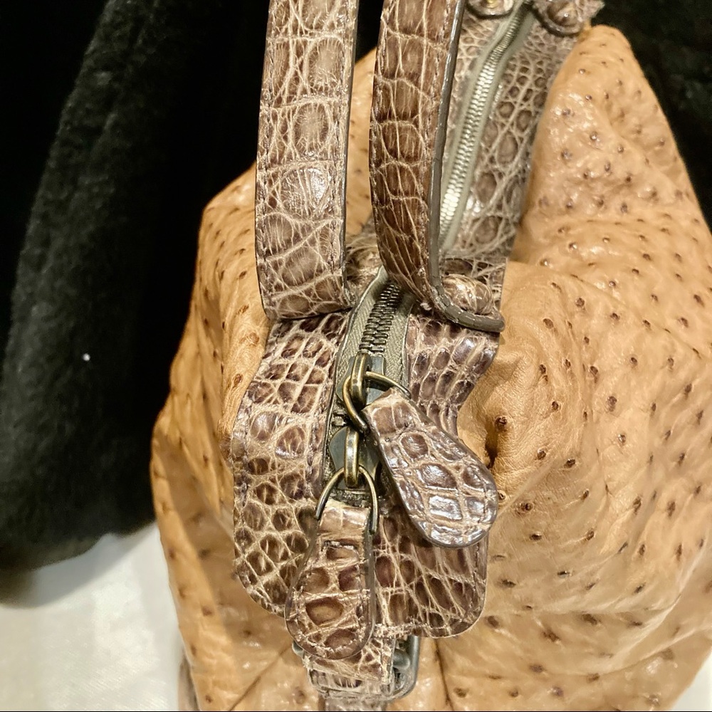 Bottega Veneta Runway Crocodile Ostrich Noce Bag - Picture 5 of 16